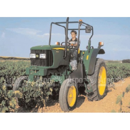 Многофункциональный минитрактор John Deere 5515 в Курске