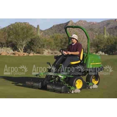 Косилка для грина John Deer 2500 B gas в Курске