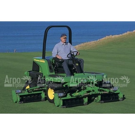Бензиновая газонокосилка  для фейрвея Jonh Deere - 1905  в Курске